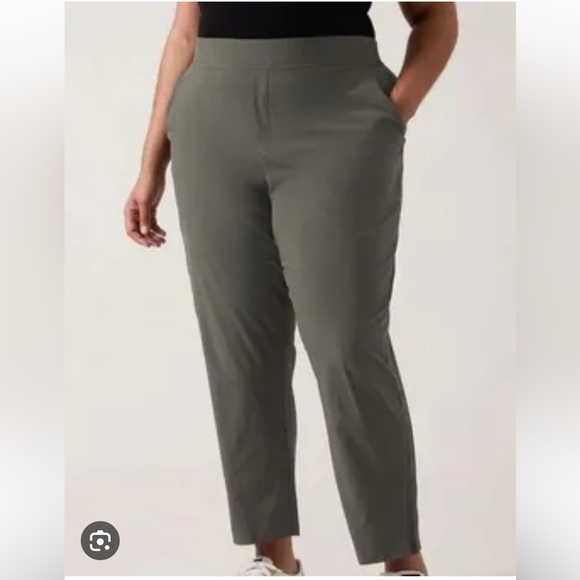 Athleta Pants - Athleta Brooklyn Ankle Pants Olive Green 18